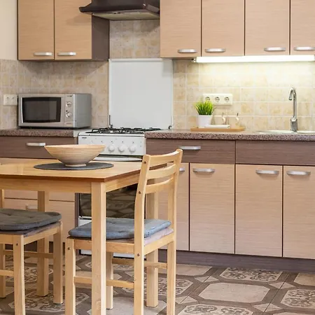 Mare Apartment *